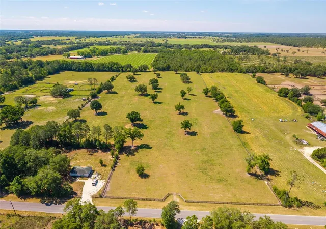 Photo 4 of Land for sale at Tbd SE 42nd Place, Morriston, FL 32668 | MLS# OM724049 | Listing updated on 2026-05-07