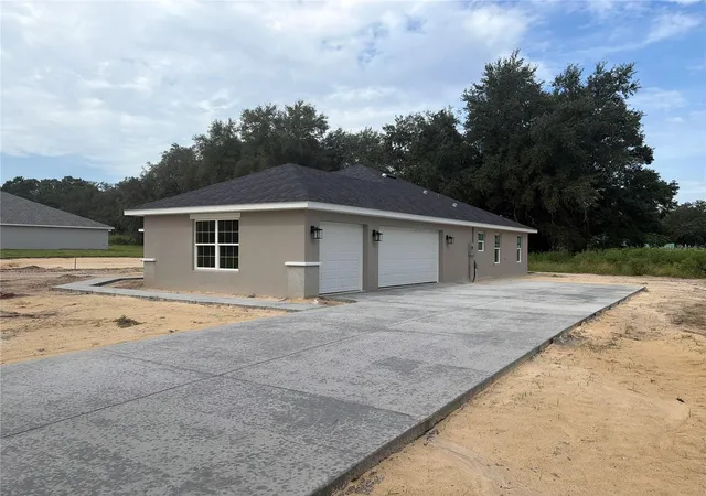 Photo 3 of Single family home for sale at 16832 Se 23rd Avenue, Summerfield, FL 34491 | MLS# OM724053 | Listing updated on 2026-08-30