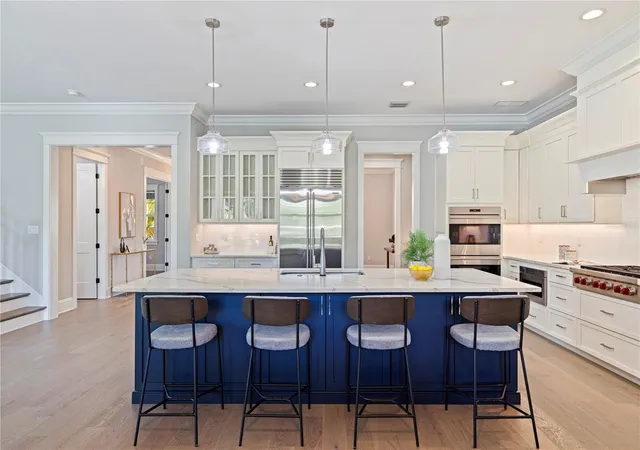Photo 3 of Single family home for sale at 1001 Cordova Blvd Ne, Saint Petersburg, FL 33704 | MLS# TB8505011 | Listing updated on 2026-09-21
