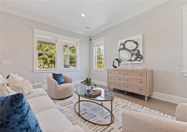Photo 4 of Single family home for sale at 1001 Cordova Blvd NE, Saint Petersburg, FL 33704 | MLS# TB8505011 | Listing updated on 2026-09-21