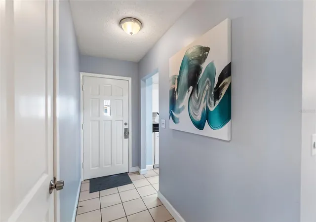 Photo 3 of Condo for sale at 676 Park Cir, Bradenton, FL 34207 | MLS# A4692525 | Listing updated on 2026-10-13