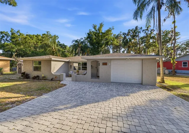 4th image of 14702 Bluestone Ln, Odessa, FL 33556 | MLS# TB8505084