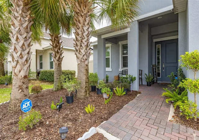 Photo 4 of Single family home for sale at 736 Grazie Loop, Davenport, FL 33837 | MLS# S5149210 | Listing updated on 2026-08-11