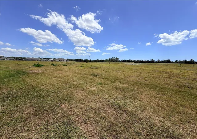 1st image of 254 Holly Bank Avenue, Nokomis, FL 34275 | MLS# TB8505089