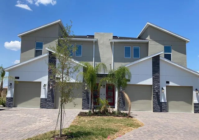 Photo 2 of Condo for sale at 1149 Drop Ln #704, Davenport, FL 33896 | MLS# O6404817 | Listing updated on 2026-05-06