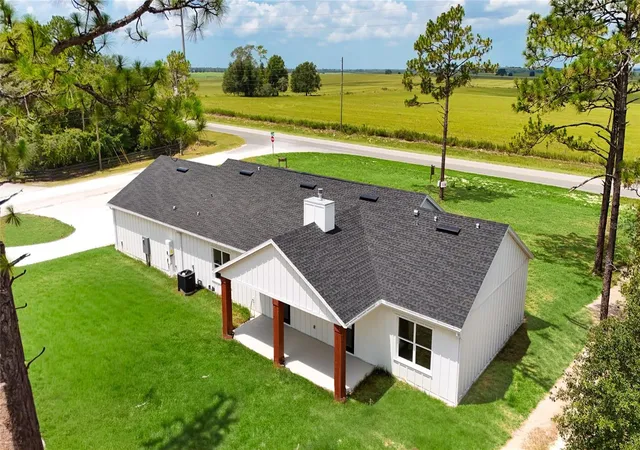 Photo 4 of Single family home for sale at 13989 SW 89th Street, Dunnellon, FL 34432 | MLS# O6404829 | Listing updated on 2026-09-21