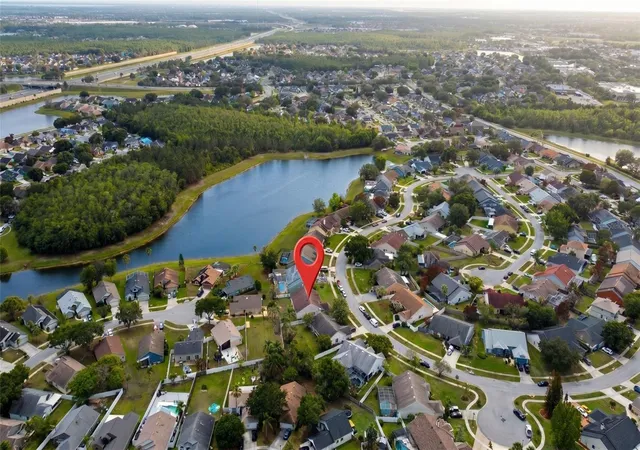 Photo 2 of Single family home for sale at 2003 Tiptree Cir, ORLANDO, FL 32837 | MLS# S5149219 | Listing updated on 2026-10-04