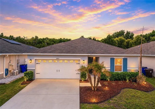 Photo 1 of Single family home for sale at 2865 Mosshire Cir, Saint Cloud, FL 34772 | MLS# O6404834 | Listing updated on 2026-09-03