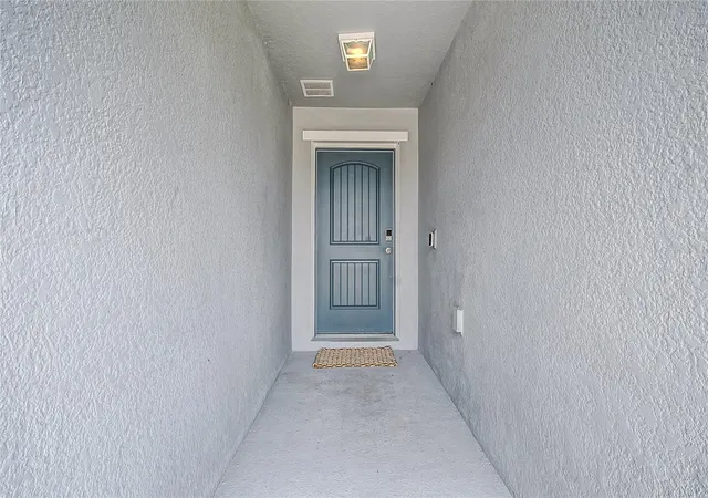 Photo 4 of Single family home for sale at 2865 Mosshire Cir, Saint Cloud, FL 34772 | MLS# O6404834 | Listing updated on 2026-09-03