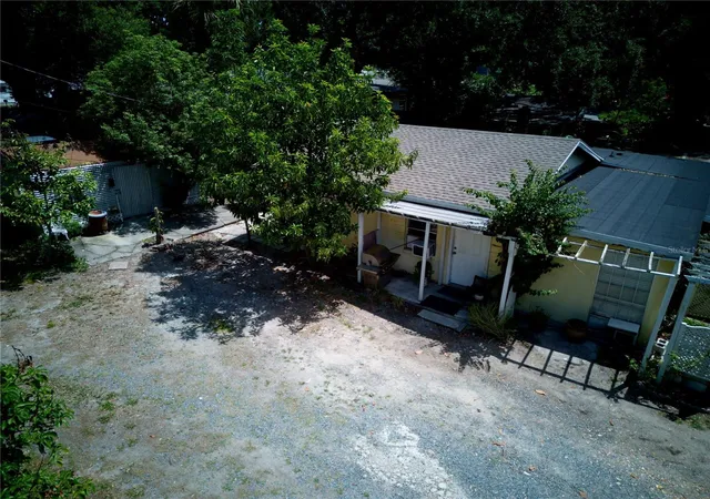 Photo 3 of House for sale at 2119 S Fern Crk Ave, Orlando, FL 32806 | MLS# O6404839 | Listing updated on 2026-05-21
