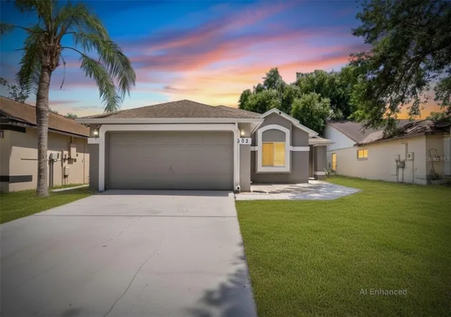 Photo 1 of Single family home for sale at 305 Sand Ridge Dr, Valrico, FL 33594 | MLS# TB8505135 | Listing updated on 2026-09-19