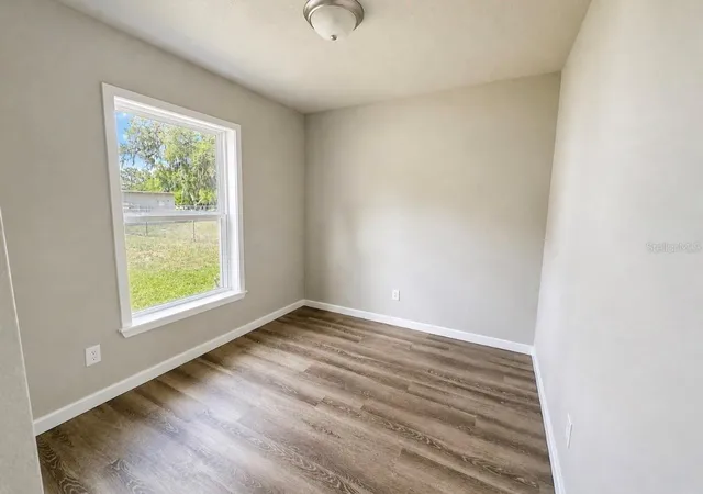 Photo 3 of Single family home for sale at 351 N Main Ave, Groveland, FL 34736 | MLS# O6404856 | Listing updated on 2026-10-27