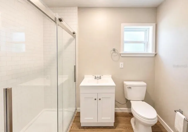 Photo 4 of Single family home for sale at 351 N Main Ave, Groveland, FL 34736 | MLS# O6404856 | Listing updated on 2026-10-27