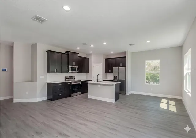2nd image of 2039 E Newhaven St, Inverness, FL 34453 | MLS# TB8505156