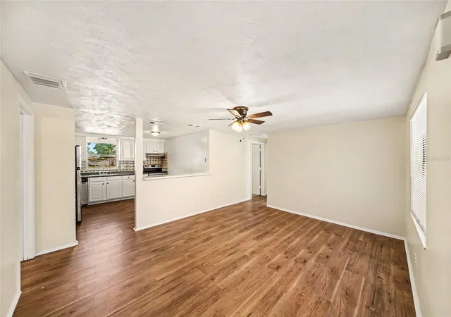 5th image of 5301 82Nd Ave N, Pinellas Park, FL 33781 | MLS# O6404874