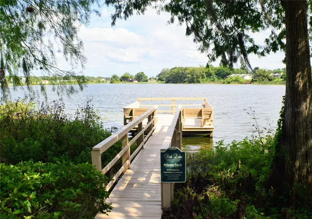 2nd image of 814 Park Lake Cir, MAITLAND, FL 32751