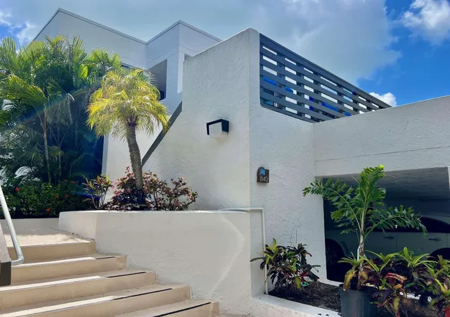 Homes for sale in Longboat Key, FL | 843 Bayport Wy #843, Longboat Key, FL 34228 | MLS# TB8505224