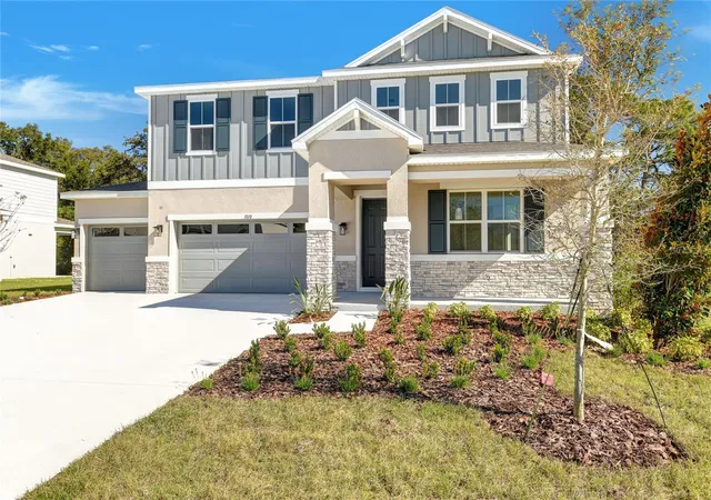 Photo 1 of Single family home for sale at 1010 Cloud Ridge Ct, Mount Dora, FL 32757 | MLS# S5149233 | Listing updated on 2026-10-07