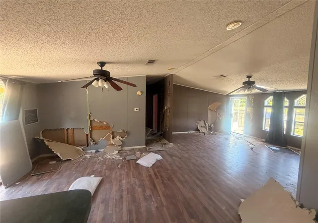 Homes for sale in Homosassa, FL | 6810 W Pershing Dr, Homosassa, FL 34448 | MLS# TB8505236