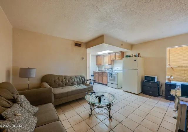 Photo 3 of Multi family home for sale at 600 S Segrave St, Daytona Beach, FL 32114 | MLS# FC318287 | Listing updated on 2026-09-14