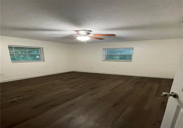 5th image of 4409 19Th Street Cir W, Bradenton, FL 34207 | MLS# A4692559