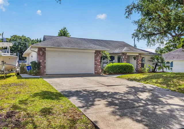 Photo 1 of Single family home for sale at 2225 Vista Palm Dr, Edgewater, FL 32141 | MLS# NS1088137 | Listing updated on 2026-08-29