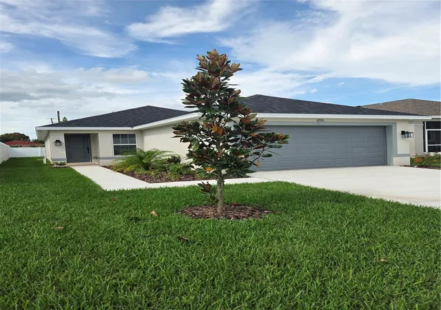 Photo 1 of Single family home for sale at 9409 Highland Hills Dr St, Hudson, FL 34667 | MLS# TB8505266 | Listing updated on 2026-10-03