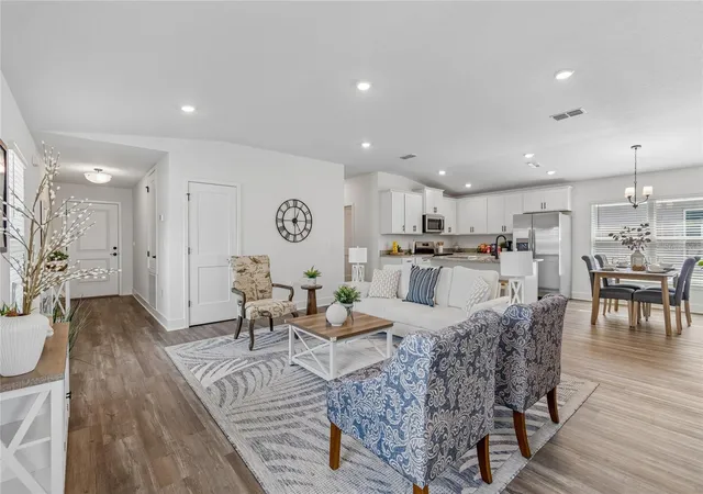 Photo 3 of Single family home for sale at 9409 Highland Hills Dr St, Hudson, FL 34667 | MLS# TB8505266 | Listing updated on 2026-10-03