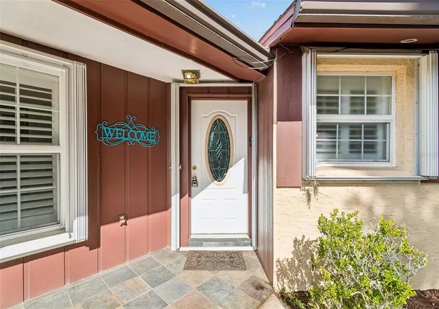 3rd image of 7635 Tanglewood Dr, New Port Richey, FL 34654 | MLS# W7885469