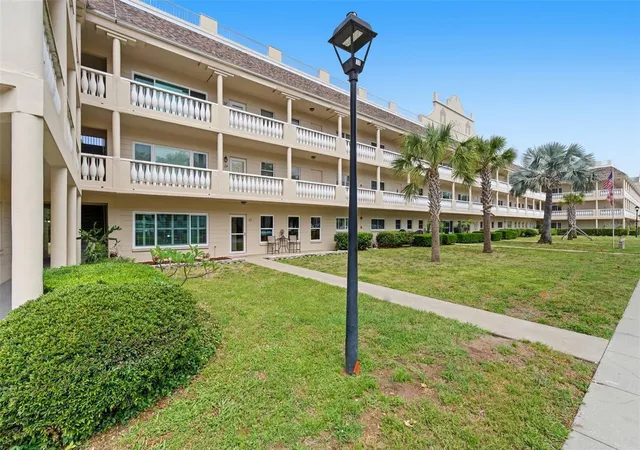2nd image of 2170 Americus Blvd S #58, Clearwater, FL 33763 | MLS# W7885472