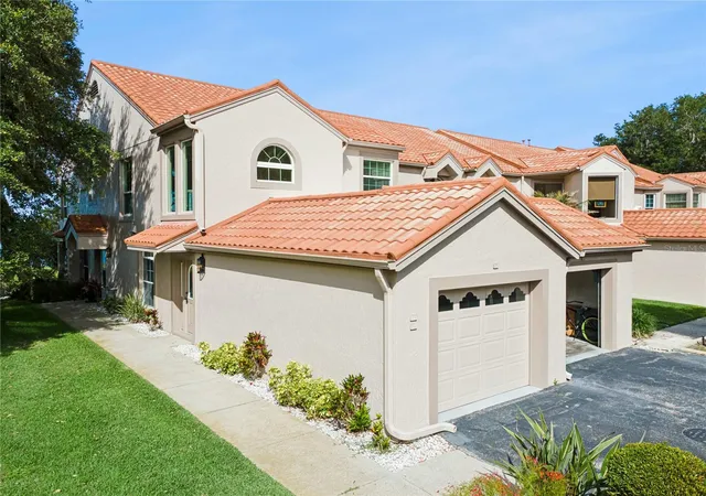 Photo 1 of Condo for sale at 75 Sunset View Dr #75, Winter Haven, FL 33884 | MLS# P4938635 | Listing updated on 2026-06-19