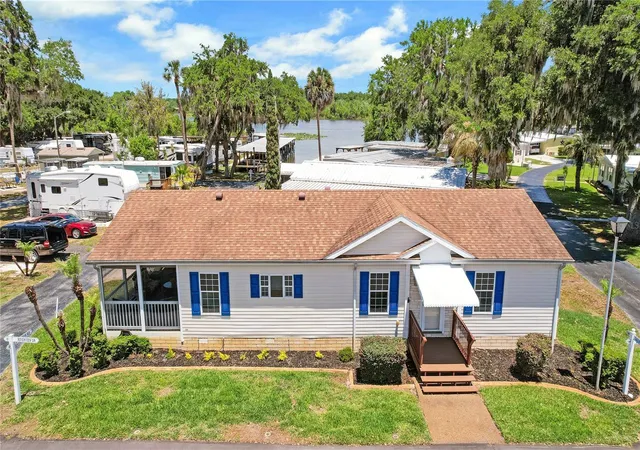 Homes for sale in Fruitland Park, FL | 15 Riverview Dr, Fruitland Park, FL 34731 | MLS# G5111956
