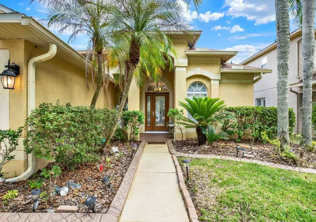 3rd image of 18123 Kara Ct, Tampa, FL 33647 | MLS# TB8505316