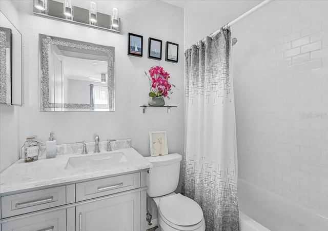 Photo 4 of Single family home for sale at 6652 Thorman Rd, Port Charlotte, FL 33981 | MLS# A4692591 | Listing updated on 2026-08-21