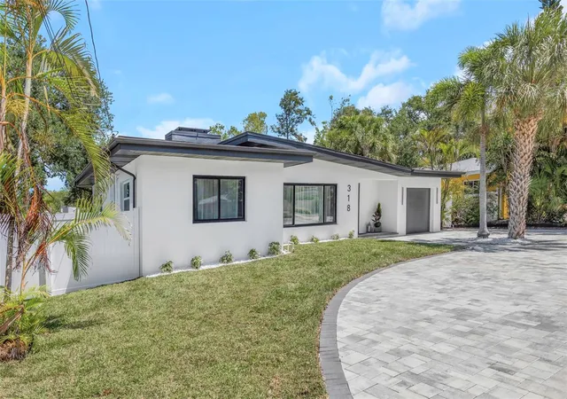 3rd image of 318 Mehlenbacher Rd, Belleair, FL 33756 | MLS# TB8505320