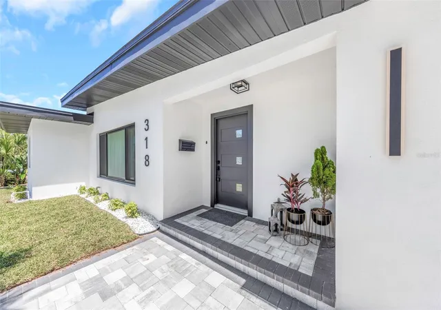 5th image of 318 Mehlenbacher Rd, Belleair, FL 33756 | MLS# TB8505320