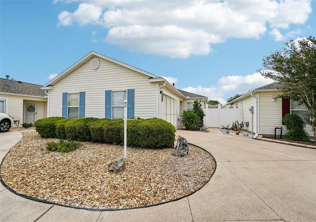 1st image of 17167 Se 76th Boxbury Ct, Lady Lake, FL 32162 | MLS# TB8505329