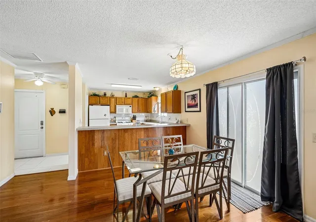 2nd image of 17167 Se 76th Boxbury Ct, Lady Lake, FL 32162 | MLS# TB8505329
