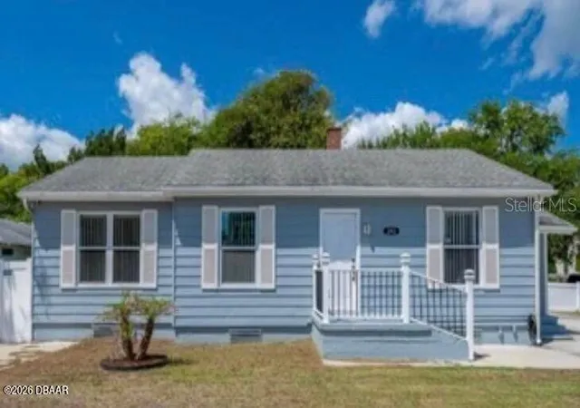 Photo 1 of Single family home for sale at 243 N Peninsula Dr, Daytona Beach, FL 32118 | MLS# V4948909 | Listing updated on 2026-08-25