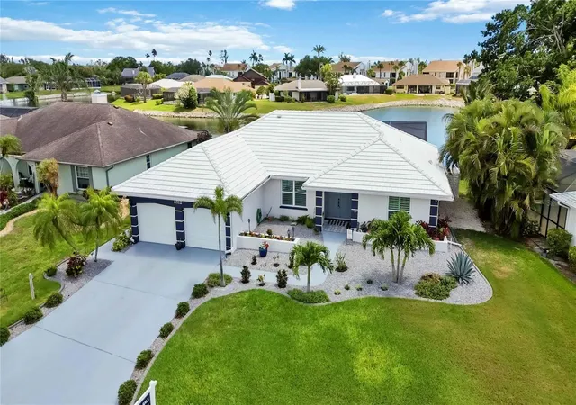 Homes for sale in Bradenton, FL | 8712 53rd Ave W, Bradenton, FL 34210 | MLS# A4692618