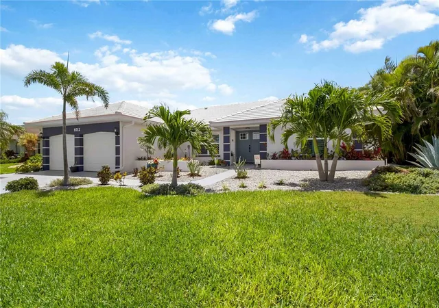 Homes for sale in Bradenton, FL | 8712 53Rd Ave W, Bradenton, FL 34210 | MLS# A4692618