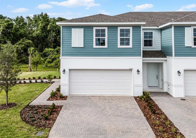 Photo 3 of Sale Pending at 1148 Cypress Elm Dr, Deland, FL 32720 | MLS# W7885487 | Listing updated on 2026-07-28