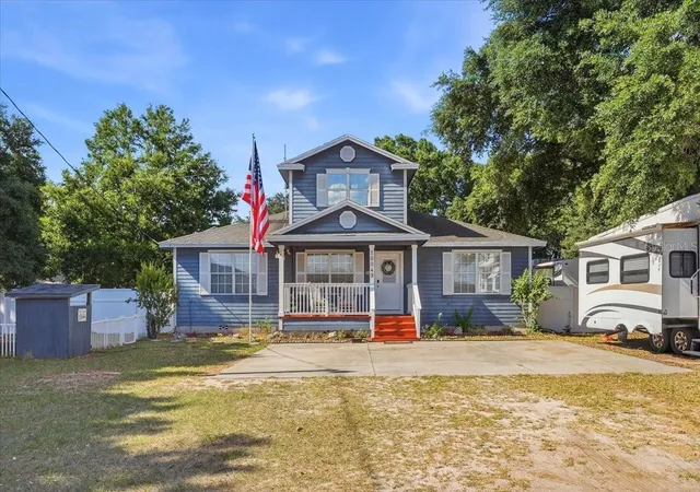 1st image of 10049 Quinn Rd, Polk City, FL 33868 | MLS# L4961657