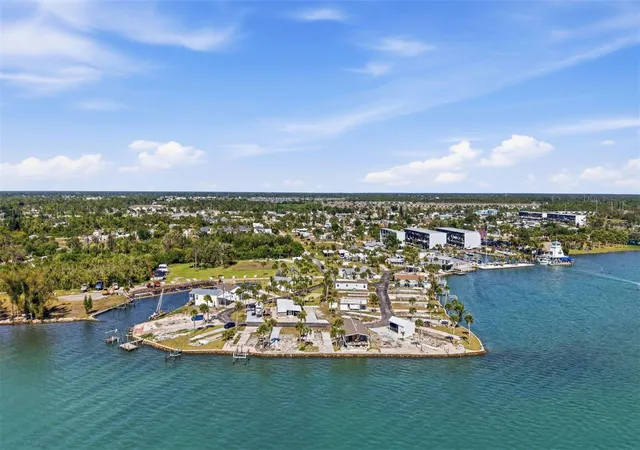 5th image of 7500 Park Pointe Dr #49, Englewood, FL 34224 | MLS# N6144226