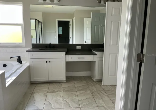 5th image of 19457 Redwood Point Dr, Tampa, FL 33647 | MLS# O6405067