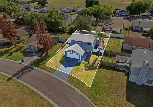 4th image of 931 Whisper Lake Dr, Winter Haven, FL 33880 | MLS# O6405074