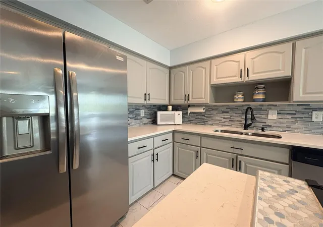4th image of 100 Kingbird Cir #1, Daytona Beach, FL 32119 | MLS# V4948914