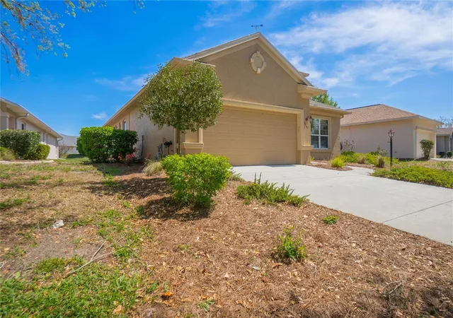 Homes for sale in Lecanto, FL | 2163 N Brentwood Cir, Lecanto, FL 34461 | MLS# OM724127
