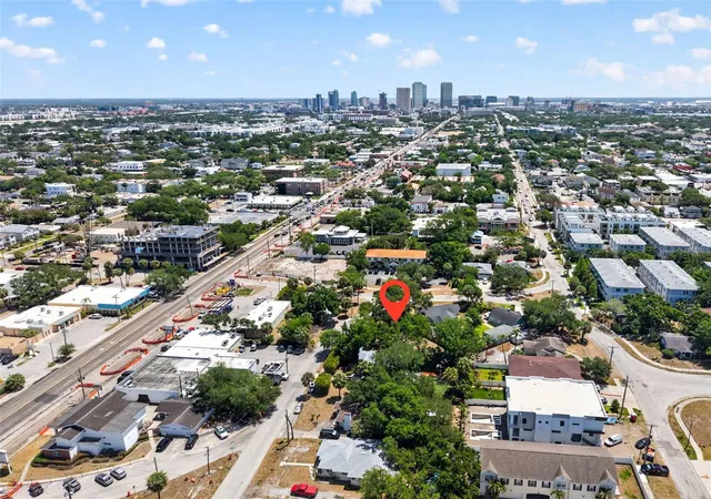 3rd image of 2604 N Cleveland St, Tampa, FL 33609 | MLS# TB8505442
