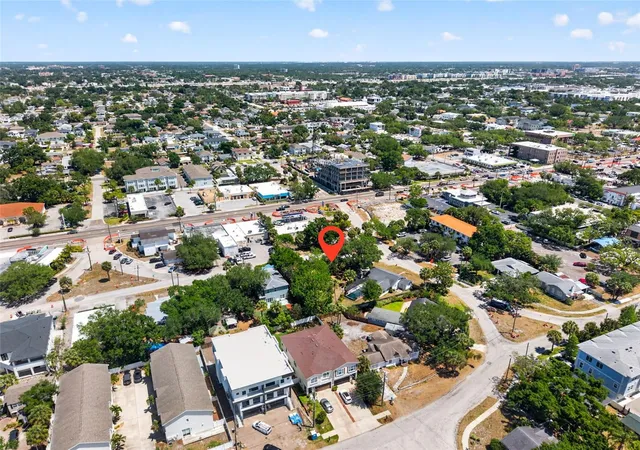 4th image of 2604 N Cleveland St, Tampa, FL 33609 | MLS# TB8505442
